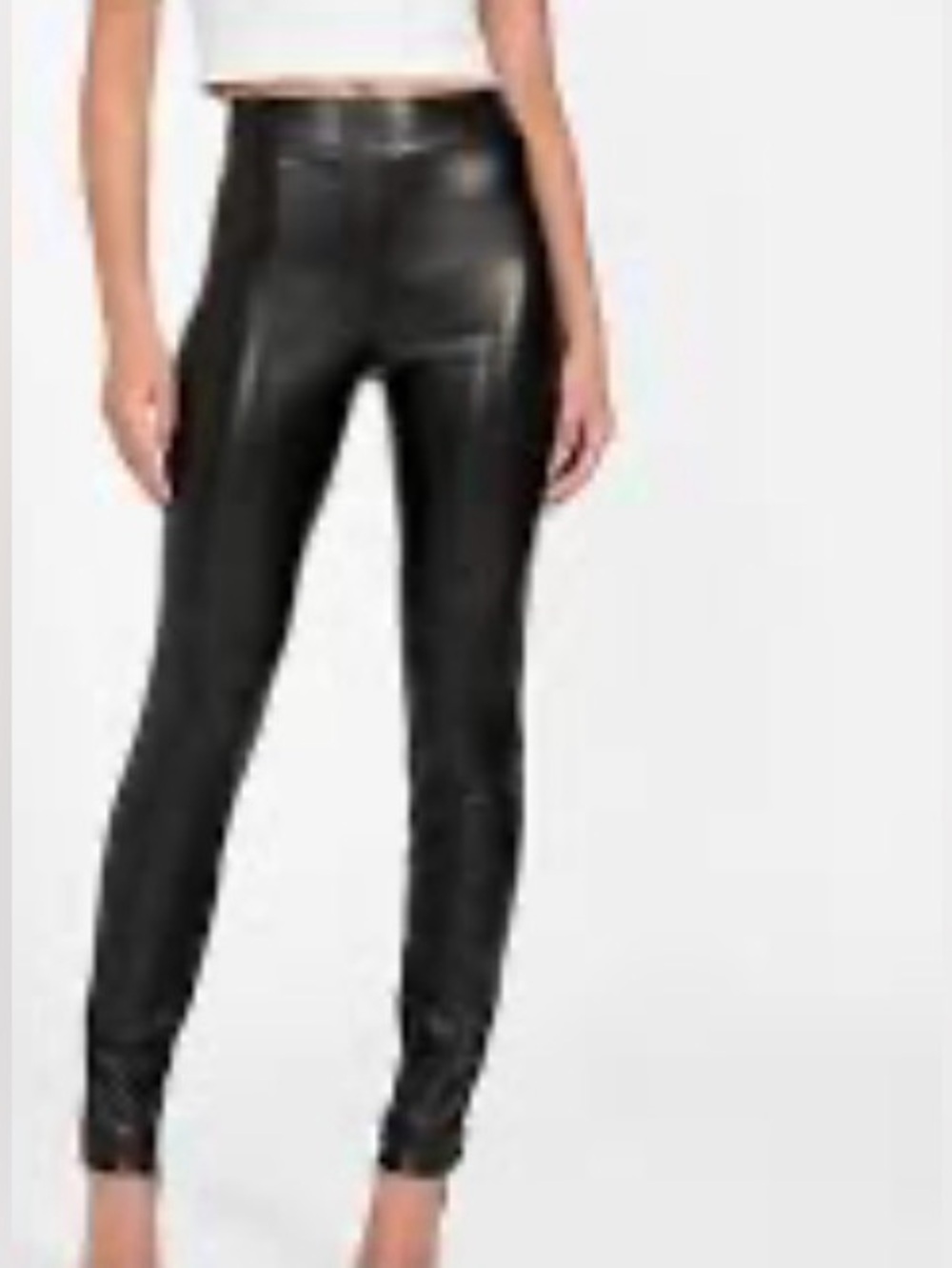 Suzy Shier Women’s Black Faux Leather Leggings Size L Liquid Look Concert Moto